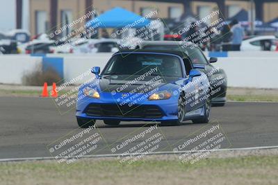 media/Dec-19-2025-Lucky Dog Racing (Fri) [[3b7b1b5fc8]]/Intermediate Low/Session 2 Turn 1/